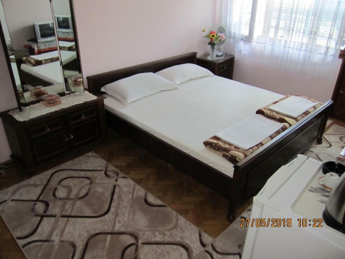 Rooms In 内塞伯尔 外观 照片